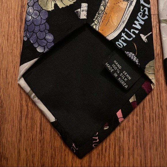 Nicole Miller 1993 hand sewn vintage tie - Picture 8 of 12